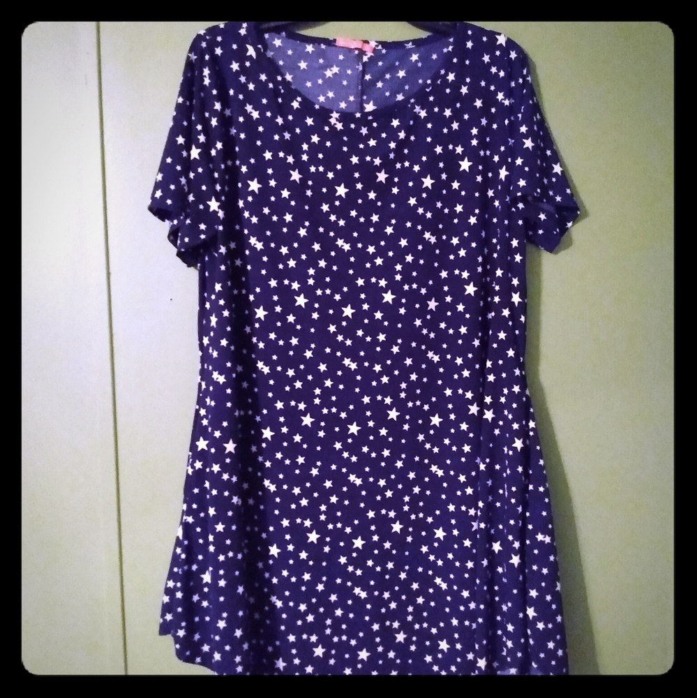Simply Aster sz 2x Star dress with pockets!!